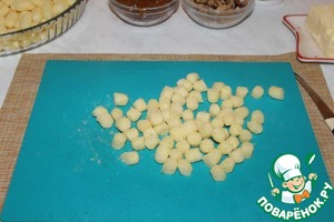 Пирожные из кукурузных палочек и сгущёнки - 13 пошаговых фото в рецепте