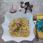 Тушеная курица с яичной лапшой