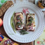 Бутерброды с сельдью на хлебцах