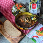 Суп фасолевый с сушёными грибами