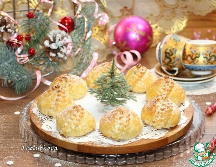 Рецепт: Печенье на сметане с ореховой начинкой
