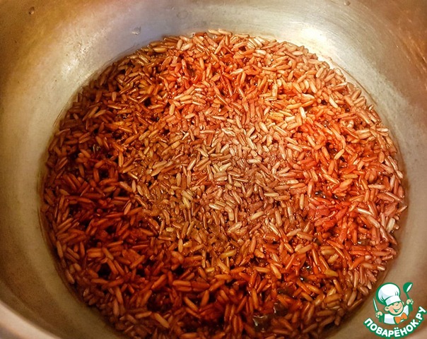 Красный рис вода красная. Рис красный Рубин. Агроальянс рис Рубин. Красный рис вареный. Красный рис готовый.