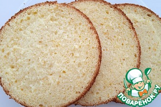 При какой температуре запекается бисквит