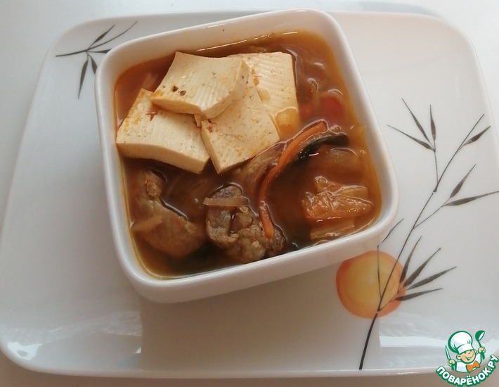 Рецепт: Корейский суп Кимчитиге