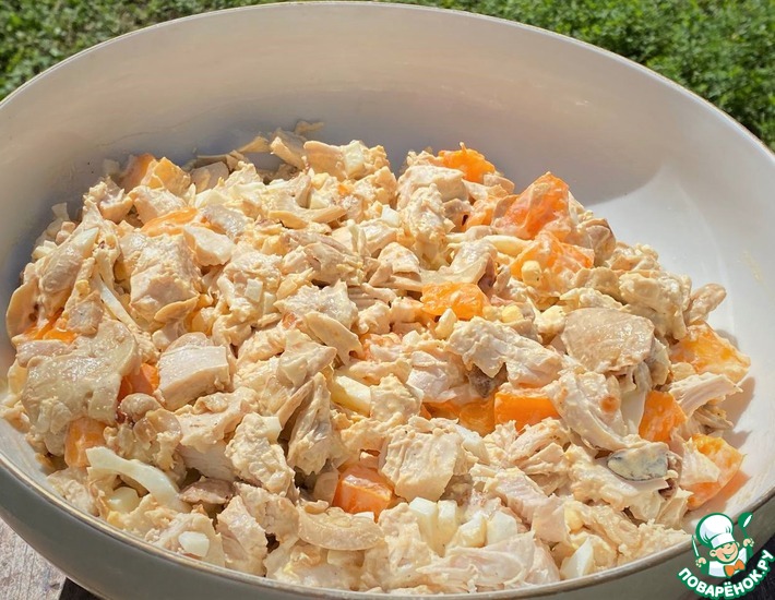 Рецепт: Салат с шампиньонами и курицей