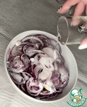 Лук маринованный