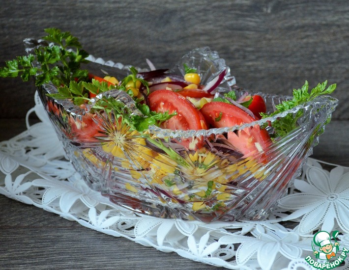 Рецепт: Салат из помидоров и кукурузы