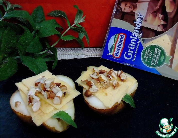 Рецепт: Десерт Груша с сыром и миндалем