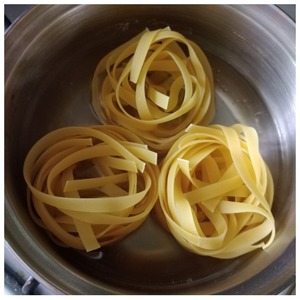 Паста с творожным кремом