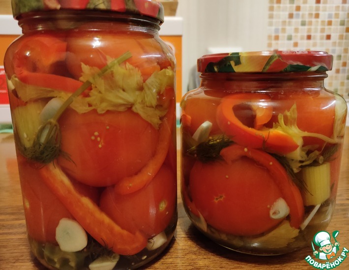 Рецепт: Маринованные помидоры в банках зимой
