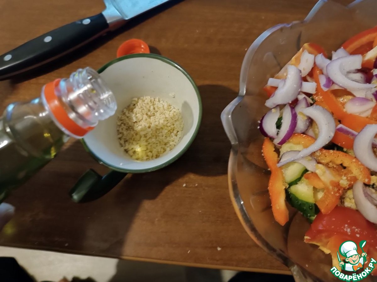 "Мяучка" Лёгкий салат с помидорами и огурцами
