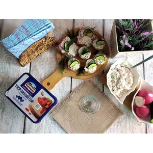 ����� ����