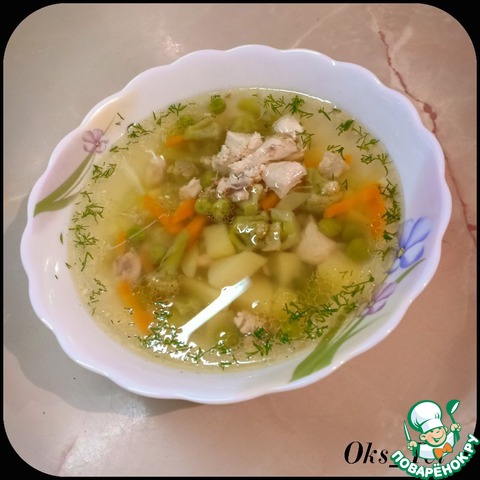 Легкий овощной суп с курицей