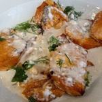 Салат из запечённого батата и арахиса