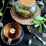 Освежающий зелёно-ромашковый чай с Иван-чаем