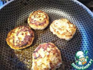 Биточки из индейки в пряном томате