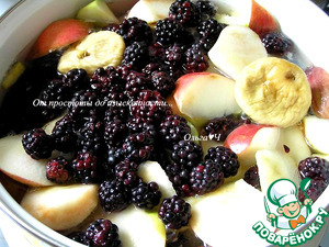 Кисель из яблок и ежевики Кисель из яблок и ежевики