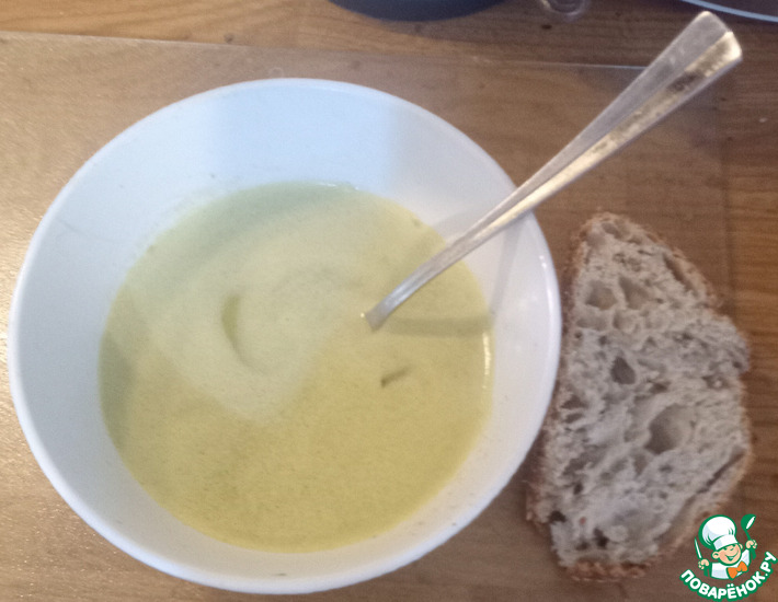 Суп из зелёного горошка и шпината Суп из зелёного горошка и шпината