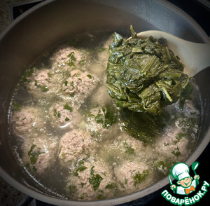 Суп из щавеля с фрикадельками из индюшки Суп из щавеля с фрикадельками из индюшки