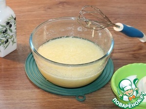 Пирог на кефире с персиками Пирог на кефире с персиками