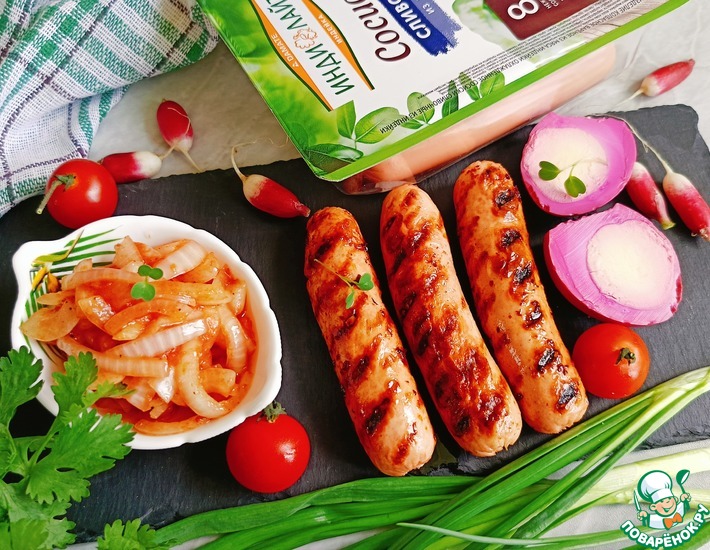 Сосиски с маринованными яйцами и луком Сосиски с маринованными яйцами и луком