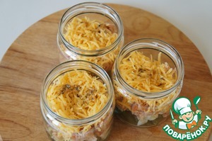 Салат с тушёнкой из индейки Салат с тушёнкой из индейки