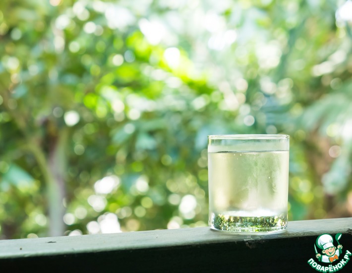 Берёзовый сок с яблоками Берёзовый сок с яблоками