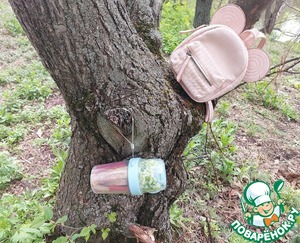 Перечный соус с колбасками "Пикник интроверта" Перечный соус с колбасками "Пикник интроверта"