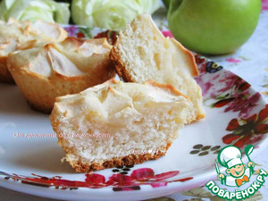 Слоёный манник с яблоками