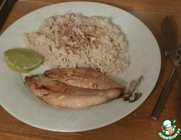Рецепт: Скумбрия с рисом по-тайски