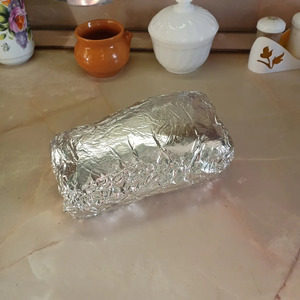 Домашняя грудинка, запеченная в фольге