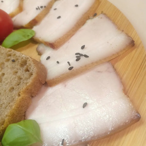 Домашняя грудинка, запеченная в фольге