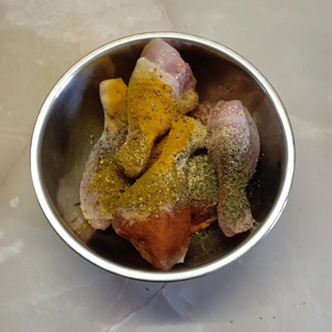 Куриные ножки, запеченные в рукаве, с рисом и овощами Куриные ножки, запеченные в рукаве, с рисом и овощами