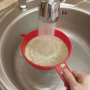 Куриные ножки, запеченные в рукаве, с рисом и овощами Куриные ножки, запеченные в рукаве, с рисом и овощами