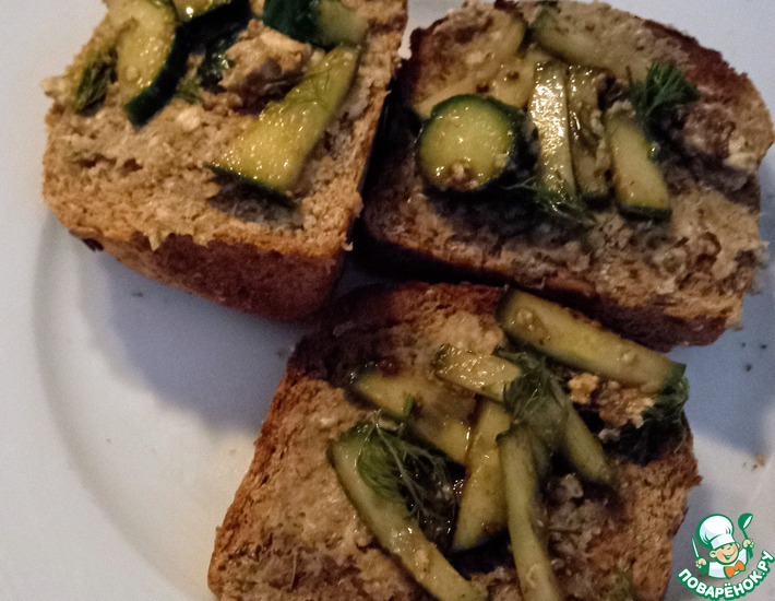 Паста из сардин с огурцом