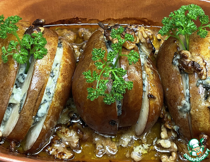 Груши с горгонзолой, медом и орехами Груши с горгонзолой, медом и орехами