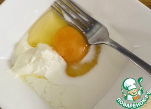 Быстрый завтрак с бананом и яйцом Быстрый завтрак с бананом и яйцом