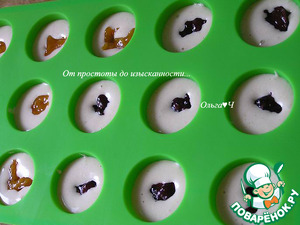 Миндальные птифуры с конфитюром Миндальные птифуры с конфитюром