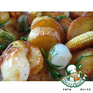 Рецепт: Картофель   с   маринованым   луком   и    кукурузой