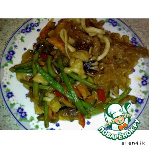 Рецепт Грибы тремелла и морепродукты, жаренные с овощами по-китайски
