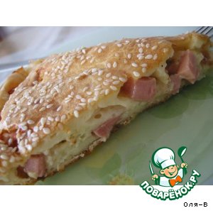 Рецепт Ленивый пирог с колбасой и сыром