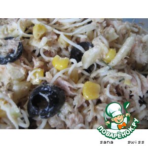 Рецепт Салат   из   сельдерея  с   кукурузой,   тунцом   и   оливками
