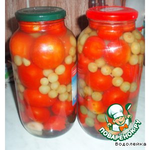 Рецепт: Маринованные помидоры с виноградом