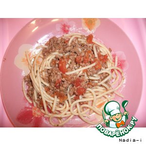 Рецепт Спагетти под томатно-мясным соусом