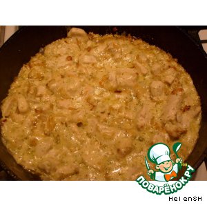 Рецепт Филе куриной грудки в луково-сливочном соусе