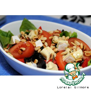 Рецепт: Свежий овощной салат с кедровыми орешками