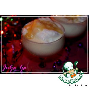 Рецепт: Десерт "Снежки в ванильном соусе с карамелью"