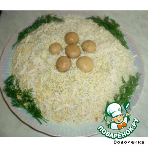 Рецепт: Салат слоеный с овощами и грибами