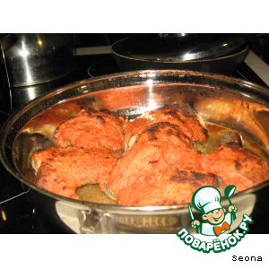 Рецепт: Курица под томатной шубой в духовке