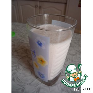 Рецепт Молочный коктейль "Банан и вишня"